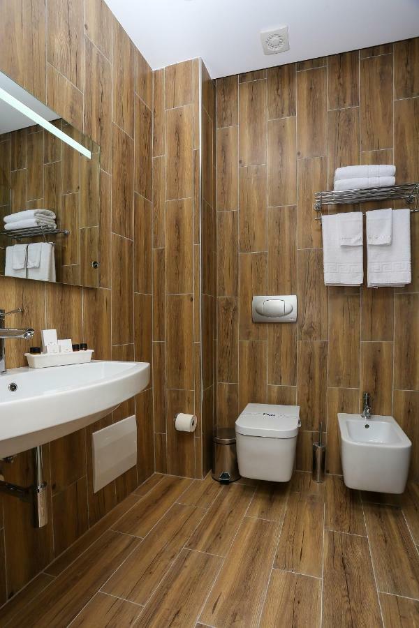 Emerald Boutique Hotel تيرانا المظهر الخارجي الصورة