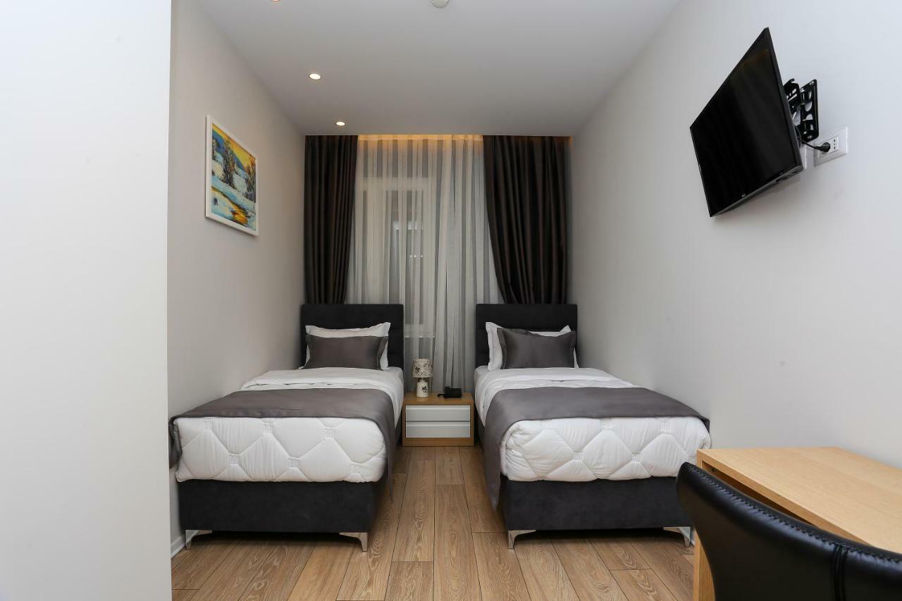 Emerald Boutique Hotel تيرانا المظهر الخارجي الصورة