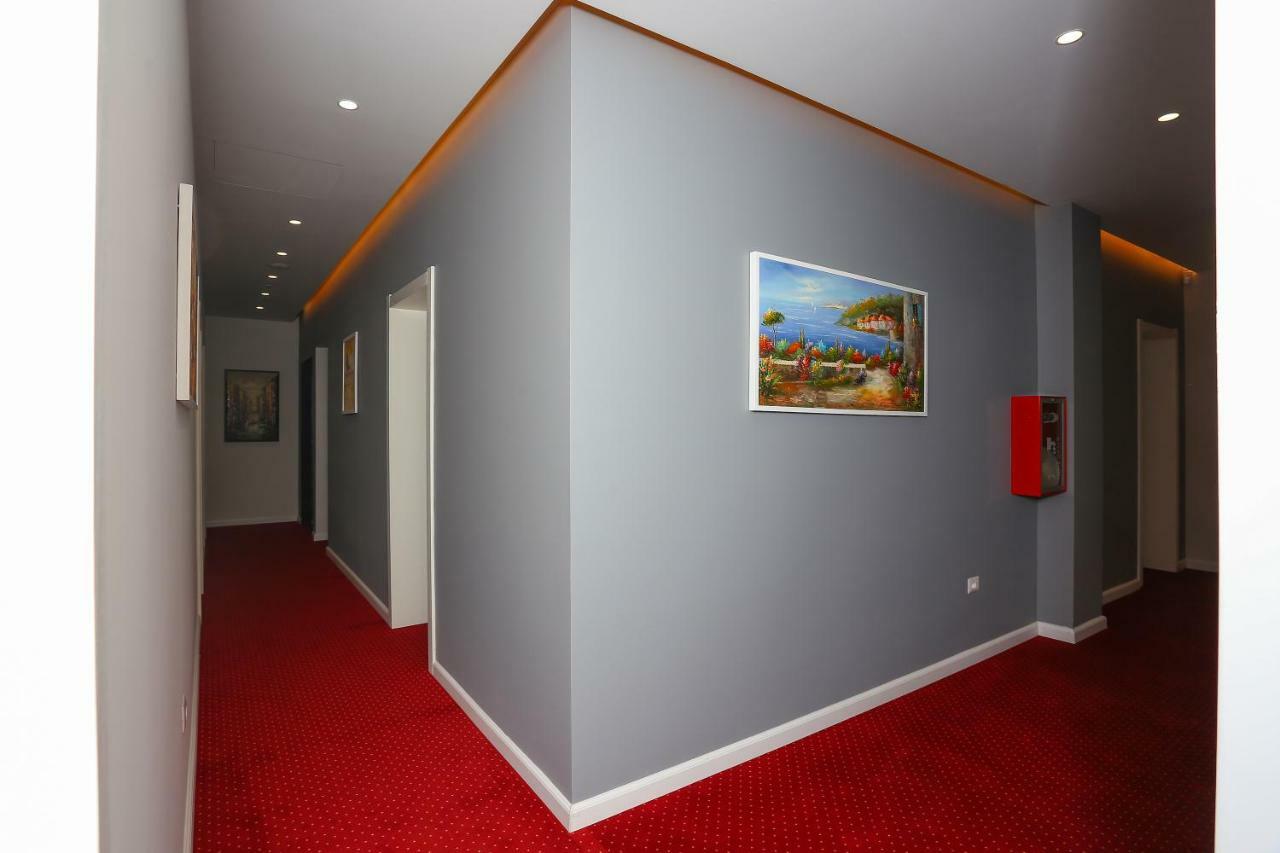 Emerald Boutique Hotel تيرانا المظهر الخارجي الصورة