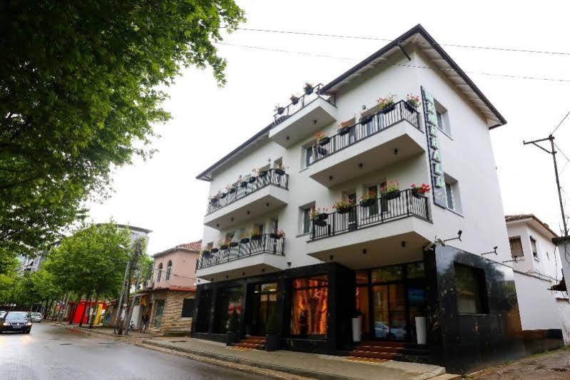 Emerald Boutique Hotel تيرانا المظهر الخارجي الصورة